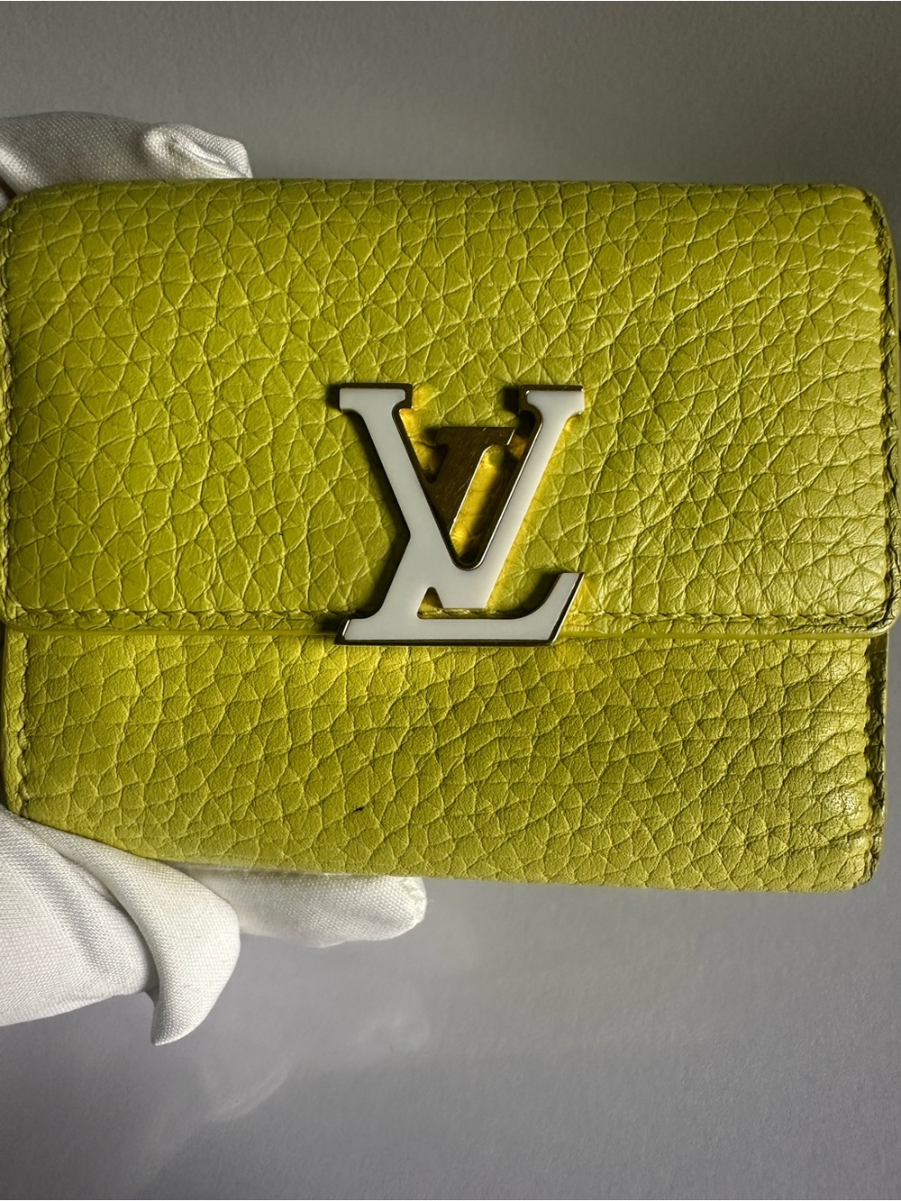 Louis Vuitton Capucines Compact Wallet Taurillon Cédrat Lime Green Silver GHW
